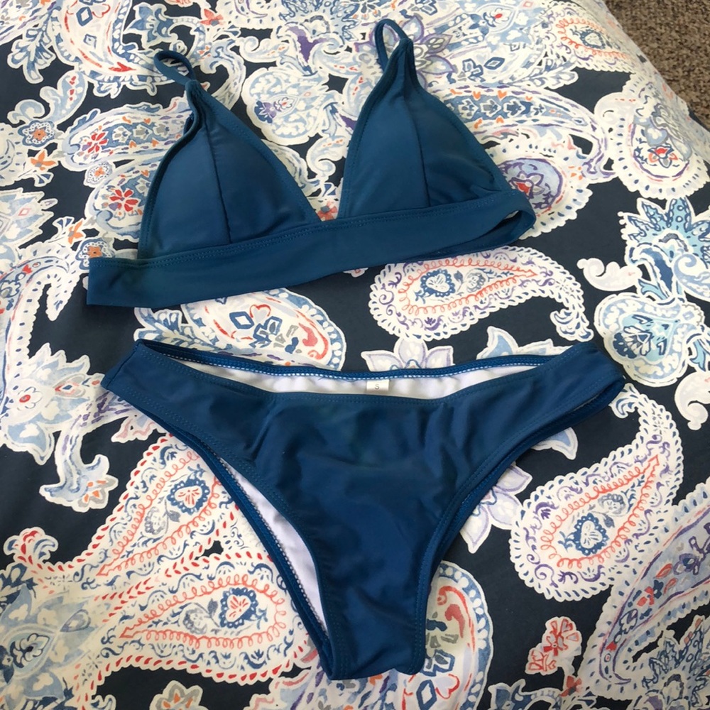 Navy Color Bikini